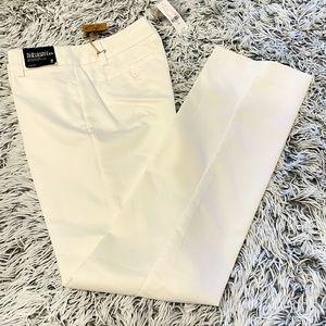 - NWT ✨ NY&co Bleeker Street White Trouser tall